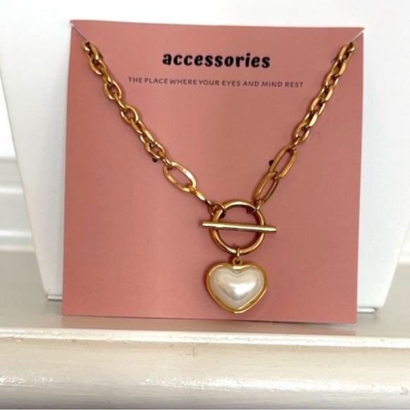 Gold Heart Pendant Necklace - Picture 2 of 7